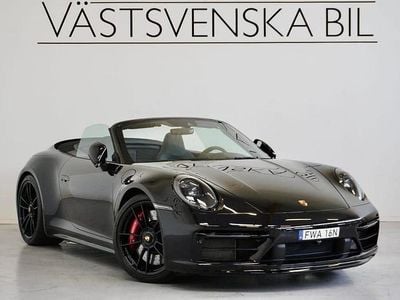 Begagnad Porsche 911 Carrera 4 GTS 480 HK (353 kW) 2023 Svart Cab