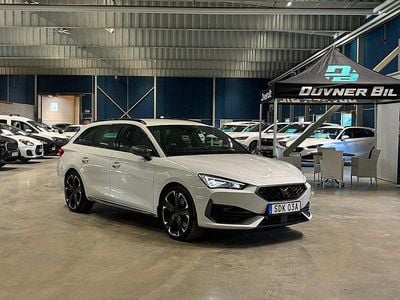 Vit Begagnad 2023 Cupra Leon VZ Kombi | 289 900 kr (Marknadspris)