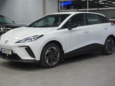 Vit Begagnad 2023 MG MG4 EV Halvkombi | 189 900 kr (Superpris)