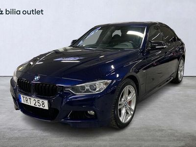 begagnad BMW 335 i xDrive Sedan M Sport B-kam Drag H&K 306hk