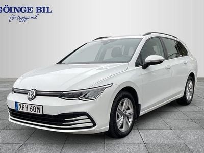 Vit Begagnad 2021 VW Golf VIII Kombi | 259 000 kr (Marknadspris)