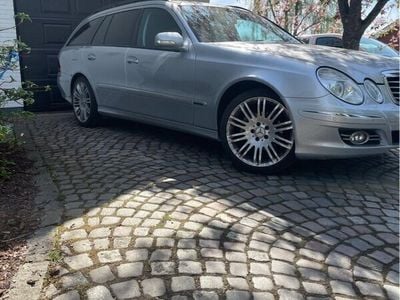 Mercedes E220