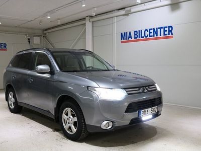 begagnad Mitsubishi Outlander 2.2Di-D 4WD / 7sits / Skinn Stolar