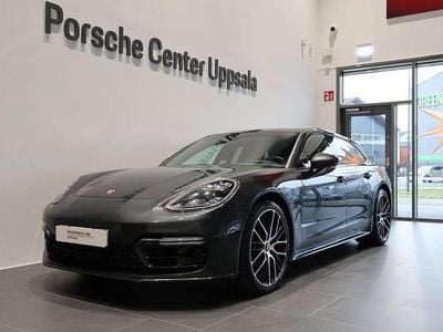 Begagnad Porsche Panamera 4 Platinum Edition 462 HK (339 kW) 2022 Grå Sedan