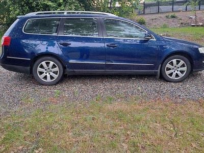 Blå Begagnad 2009 VW Passat Sportline Kombi | 48 000 kr (Lite dyr)