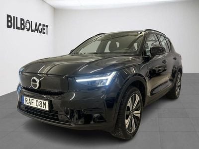 Svart Begagnad 2022 Volvo XC40 Core SUV | 324 800 kr