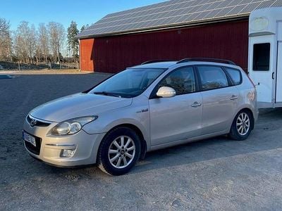 Champagne metallic Begagnad 2010 Hyundai i30 Kombi | 9 500 kr (Superpris)