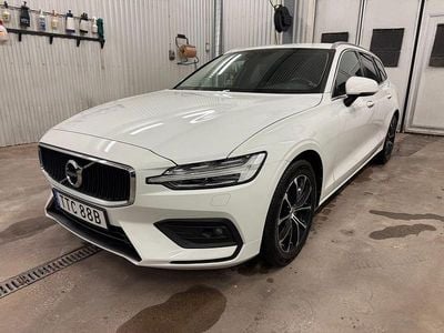 Begagnad Volvo V60 150 HK (110 kW) 2019 Vit Kombi