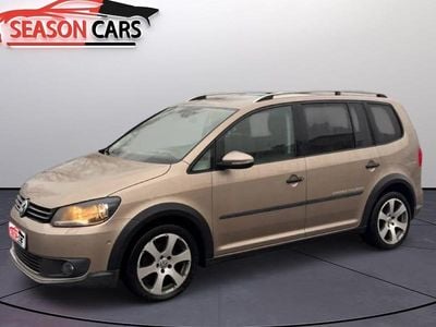Ljusbrun Begagnad 2012 VW Touran Cross Minibuss | 79 900 kr (Marknadspris)