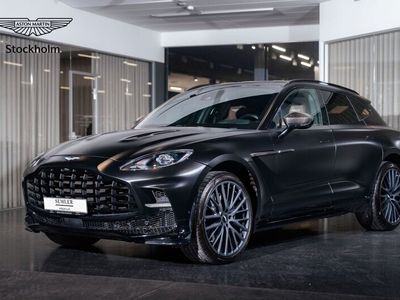 Svart (jet black satin) Begagnad 2023 Aston Martin DBX 707 SUV | 2 165 000 kr