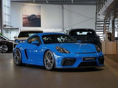 Porsche 718 Cayman GT4