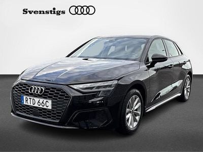 Brilliantsvart Begagnad 2022 Audi A3 Sportback Proline Halvkombi | 264 900 kr (Marknadspris)