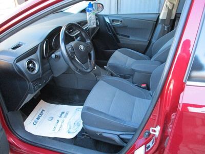 Toyota Auris Touring Sports