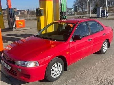 Röd Begagnad 1998 Mitsubishi Lancer Sedan | 17 500 kr
