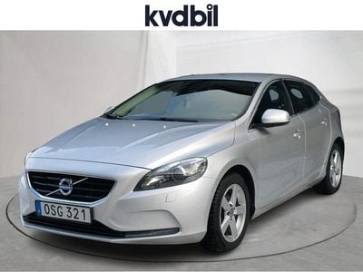 Silver Begagnad 2015 Volvo V40 Momentum | 101 000 kr (Marknadspris)