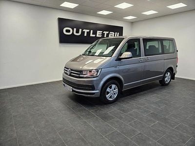 Ljusbrun Begagnad 2018 VW Caravelle Comfortline Minibuss | 325 000 kr (Bra pris)