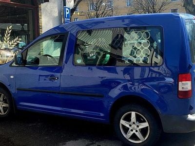 VW Caddy