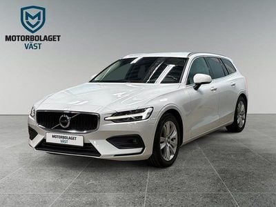 Vit Begagnad 2020 Volvo V60 Momentum Kombi | 279 400 kr (Superpris)