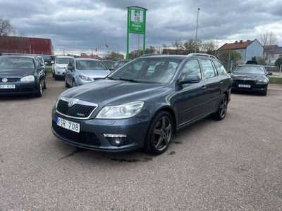 begagnad Skoda Octavia Combi RS 2.0 TDI Euro 5