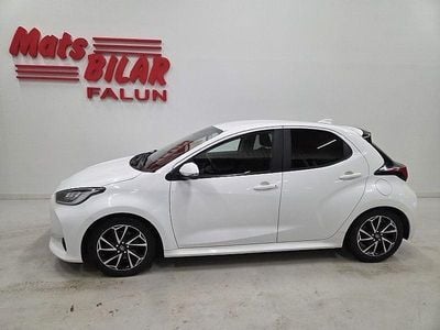 Vit Begagnad 2021 Toyota Yaris Halvkombi | 179 900 kr (Lite dyr)
