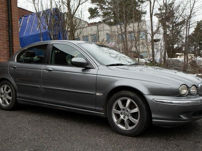 begagnad Jaguar X-type 2.5 V6 4x4 194 HK Bensin