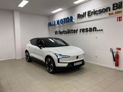 Vit Ny 2025 Volvo EX30 Performance SUV | 449 500 kr (Marknadspris)
