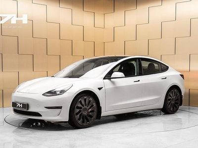 Begagnad Tesla Model 3 Performance 461 kW (627 HK) 2021 Vit Sedan
