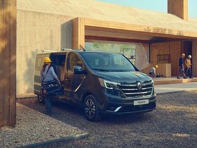begagnad Renault Trafic L2H1 170Hk Automat Dubbelhytt Nordic Line