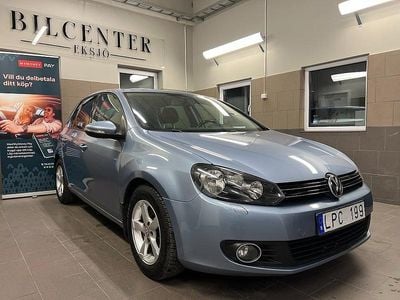 Blå Begagnad 2011 VW Golf VI Halvkombi | 59 900 kr (Marknadspris)