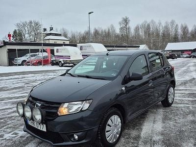 Begagnad Dacia Sandero 90 HK (66 kW) 2015 Mörkgrå Halvkombi
