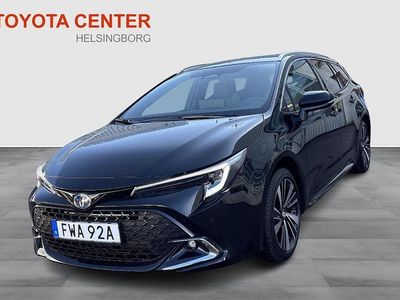Svart Begagnad 2025 Toyota Corolla Kombi | 369 900 kr (Lite dyr)