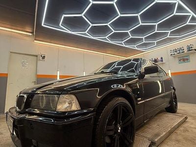 Begagnad BMW 316 1996