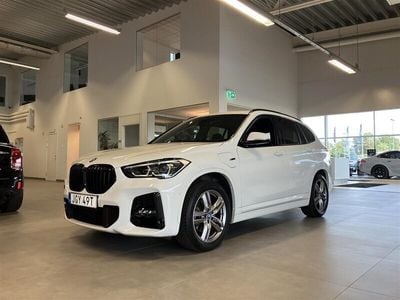 Vit Begagnad 2021 BMW X1 M Sport SUV | 369 500 kr (Dyr)