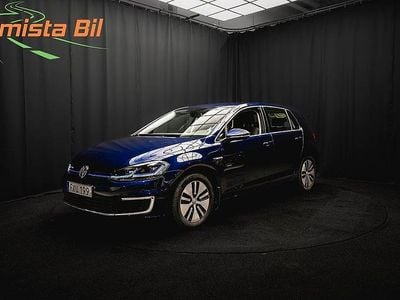 Blå Begagnad 2018 VW e-Golf Halvkombi | 174 800 kr (Bra pris)
