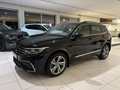 Svart Begagnad 2023 VW Tiguan R-line SUV | 349 500 kr (Lite dyr)