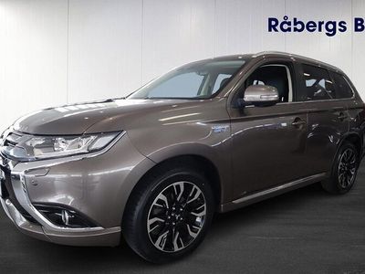 begagnad Mitsubishi Outlander P-HEV 2.0 Hybrid 4WD 2018, SUV