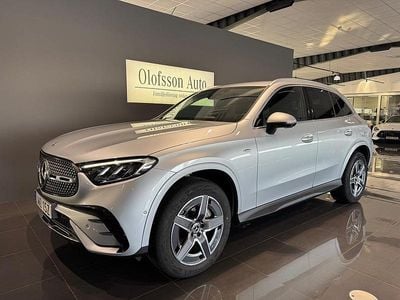 Silver Begagnad 2025 Mercedes GLC300e Advanced Plus SUV | 669 000 kr (Superpris)