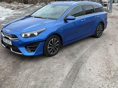 Blå Begagnad 2022 Kia Ceed Sportswagon Advance Kombi | 189 000 kr