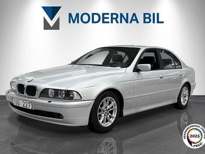 Begagnad BMW 525 192 HK (141 kW) 2002 Ljusgrå Sedan