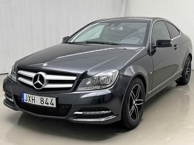 Svart Begagnad 2011 Mercedes C180 | 126 000 kr (Bra pris)