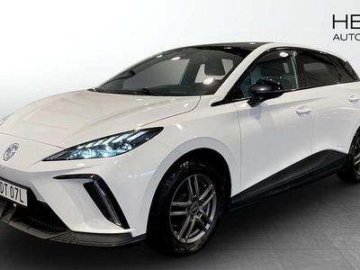 Vit Begagnad 2022 MG MG4 EV Luxury Halvkombi | 249 900 kr (Marknadspris)