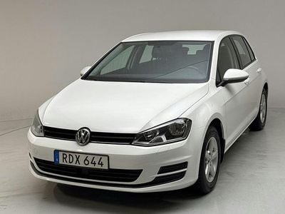 Vit Begagnad 2016 VW Golf VII | 116 000 kr (Marknadspris)