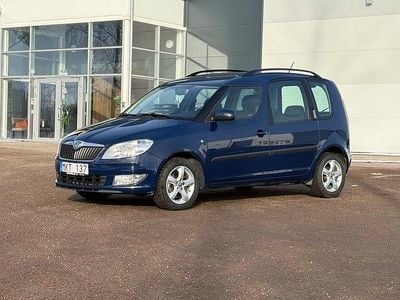 Begagnad Skoda Roomster 75 HK (55 kW) 2012 Blå Minibuss
