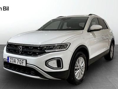 Pure white Begagnad 2022 VW T-Roc SUV | 229 900 kr (Marknadspris)