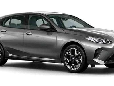 Grå Ny 2026 BMW 120 Halvkombi | 444 800 kr