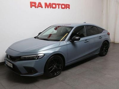 Mörkgrå Begagnad 2023 Honda Civic Sport Halvkombi | 329 900 kr (Lite dyr)