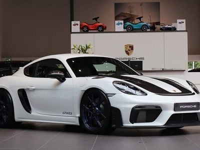 Porsche 718 Cayman GT4