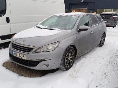 Grå Begagnad 2017 Peugeot 308 SW Active Kombi | 109 900 kr (Marknadspris)