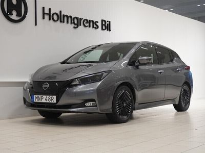Grå (dark metal grey) Begagnad 2023 Nissan Leaf Acenta Halvkombi | 198 800 kr (Marknadspris)