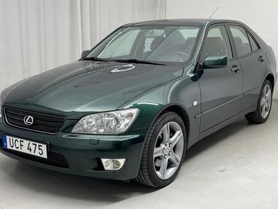 Lexus IS200